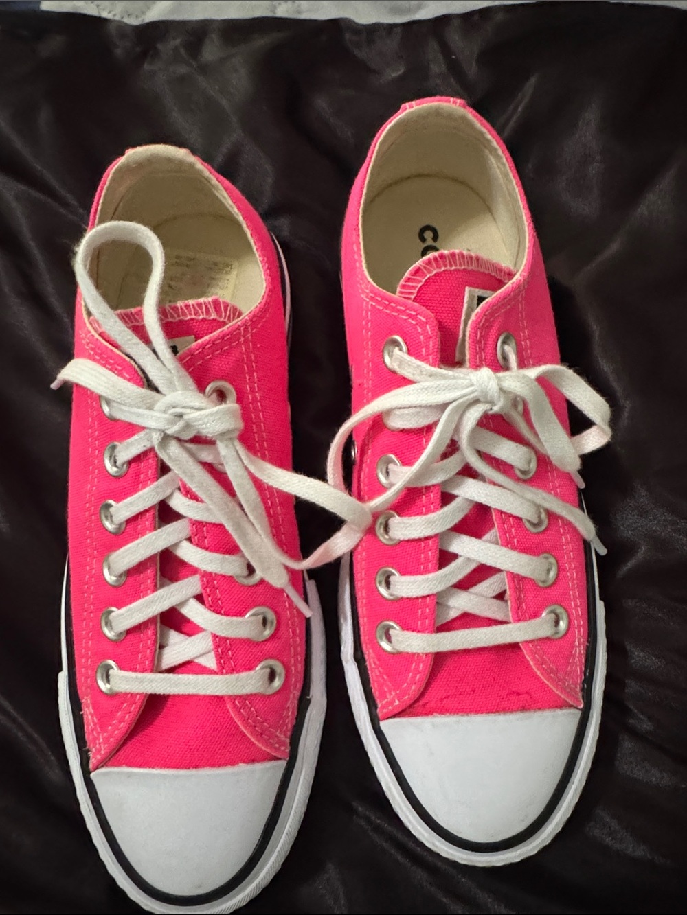 Converse Bright Pink Canvas Low-Top Sneakers - Women's